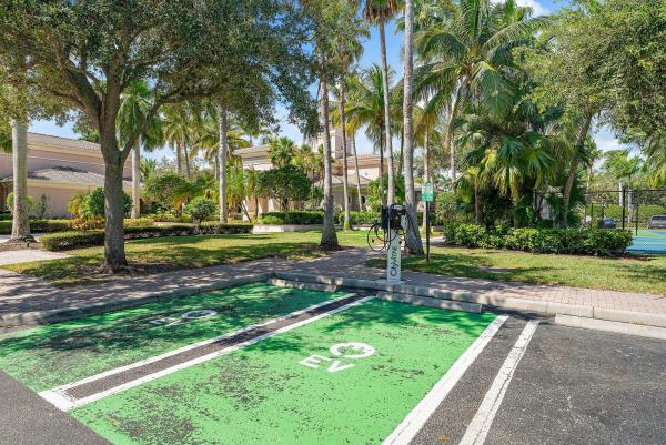 Sarento At San Matera, 2729 Anzio Ct #203, Palm Beach Gardens, Florida 33410, image 1