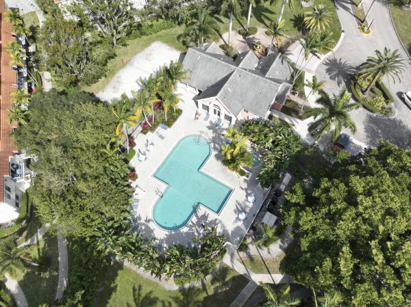 Tierra Verde At Delray Beach, 2020 Alta Meadows Ln #503, Delray Beach, Florida 33444, image 3