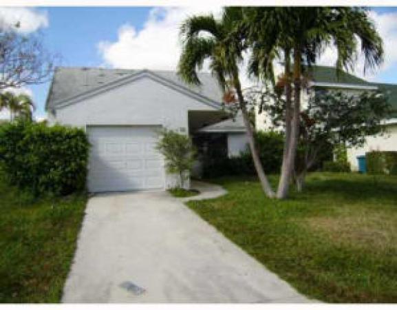 Tara Lakes East, 57 Peachtree Pl, Boynton Beach, Florida 33436, image 1