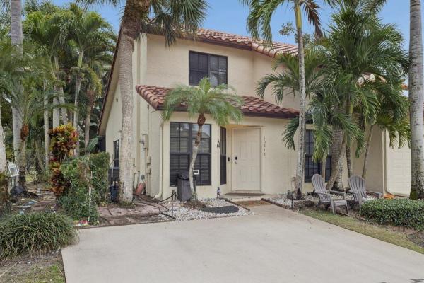 Woodstream, 10272 Hidden Springs Ct, Boca Raton, Florida 33498, image 1