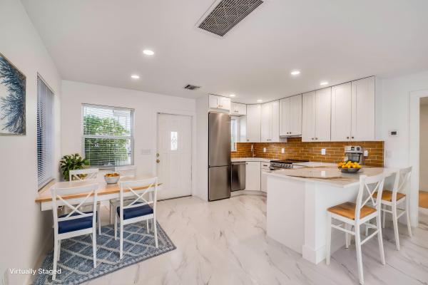 10084 Meridian Way #4, Palm Beach Gardens, Florida 33410, image 1