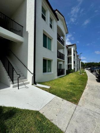 803 Villa Cir, Hypoluxo, Florida 33435, image 1