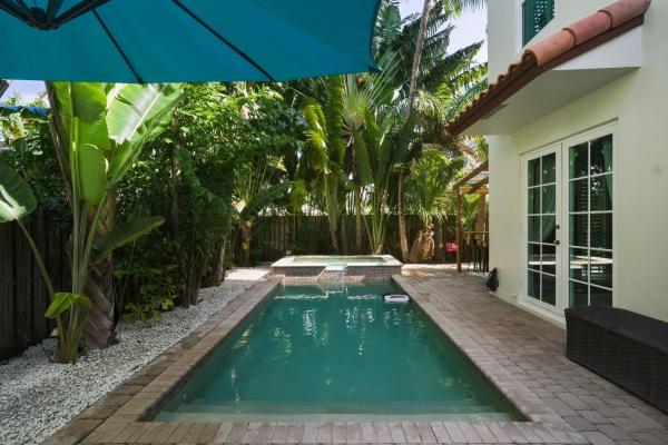 Jasmine Terrace, 1709 NE 8th St, Fort Lauderdale, Florida 33304, image 2