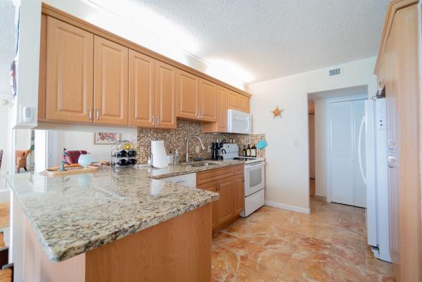 Cote D'Azur, 4200 N Ocean Dr #1-1806, Riviera Beach, Florida 33404, image 1