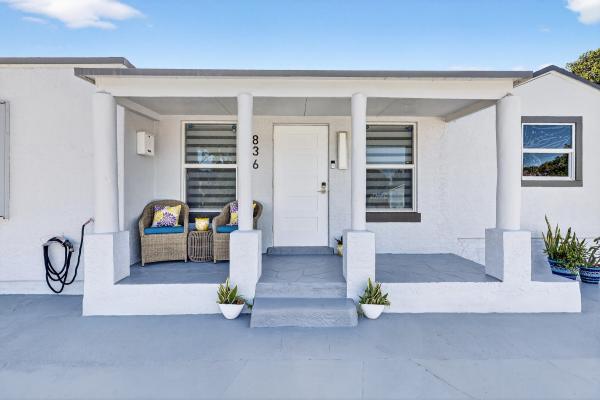 Mackle Park, 836 Ridgewood Dr, West Palm Beach, Florida 33405, image 2