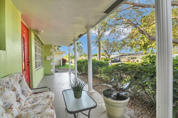 Boca Raton Square, 1290 SW 8th St, Boca Raton, Florida 33486, image 1