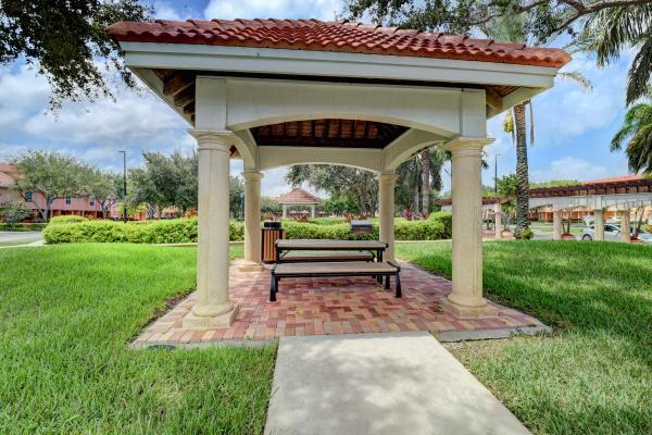Tierra Verde At Delray Beach, 2022 Alta Meadows Ln #607, Delray Beach, Florida 33444, image 2