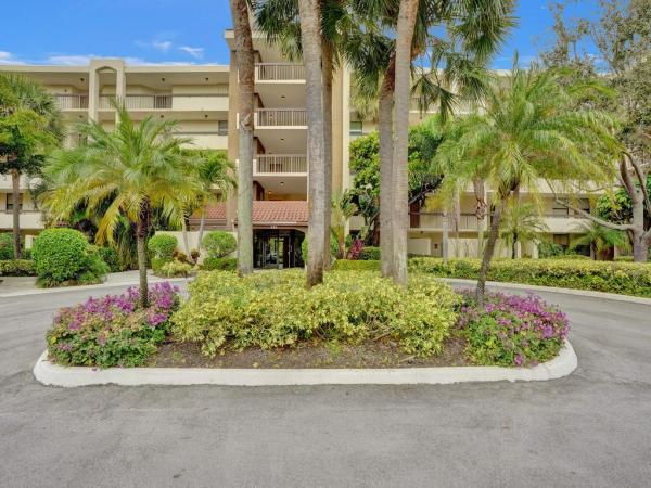 Lavers Resort & Racquet Club, 955 Egret Cir #405, Delray Beach, Florida 33444, image 1