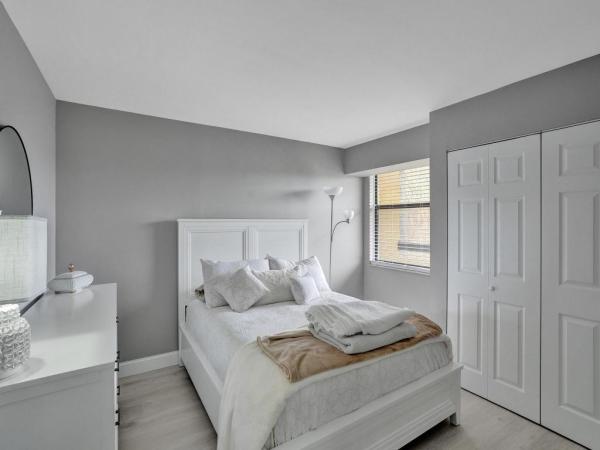 Lavers Resort & Racquet Club, 955 Egret Cir #405, Delray Beach, Florida 33444, image 2