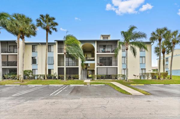 The Palm Club, 1106 Green Pine Blvd #G3, West Palm Beach, Florida 33409, image 1