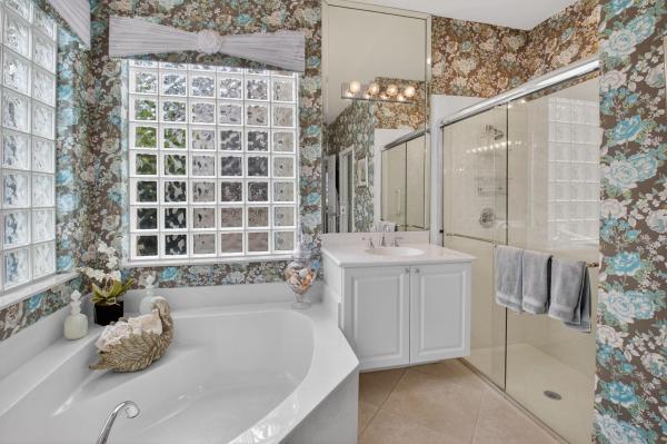 Valencia Falls, 7237 Morocca Lake Dr, Delray Beach, Florida 33446, image 1