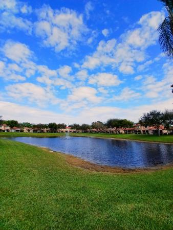 Santa Cruz, 9876 Kamena Cir, Boynton Beach, Florida 33436, image 1