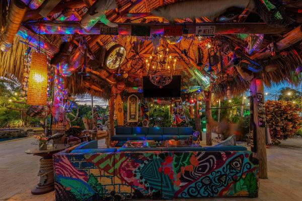 Coral Key Villas, 2311 NE 47th St, Lighthouse Point, Florida 33064, image 1