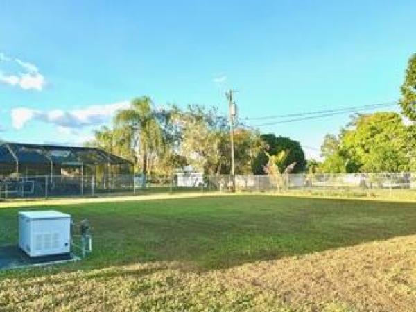 Riverview, 423 SE Asbury Ln, Port St. Lucie, Florida 34983, image 3