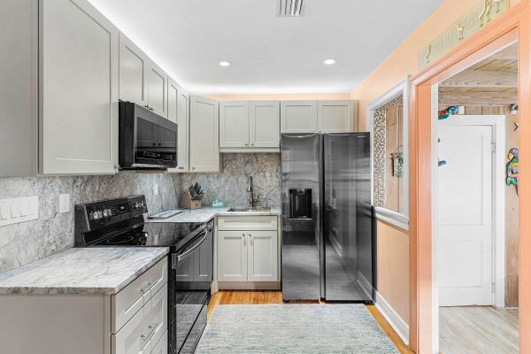 Lake Worth Town, 411 3rd Ave N, Lake Worth Beach, Florida 33460, image 1