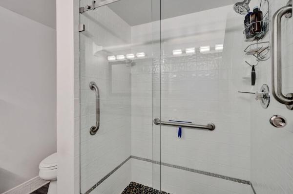 Huntington Pointe, 6096 Huntwick Ter #307, Delray Beach, Florida 33484, image 2