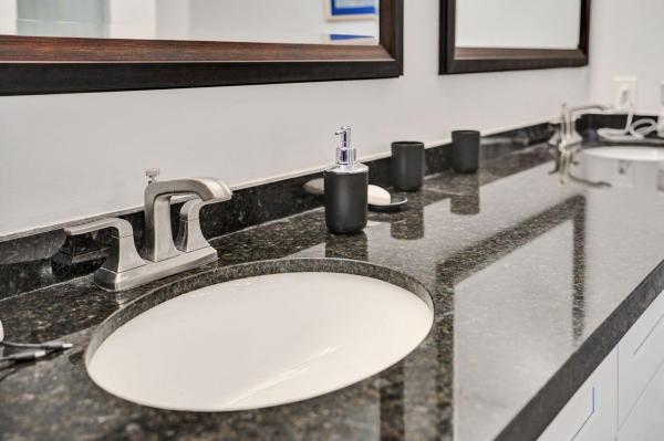 Huntington Pointe, 6096 Huntwick Ter #307, Delray Beach, Florida 33484, image 3