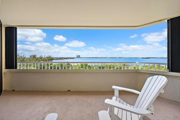 SeaWinds South, 5070 N Ocean Dr #4C, Riviera Beach, Florida 33404, image 2
