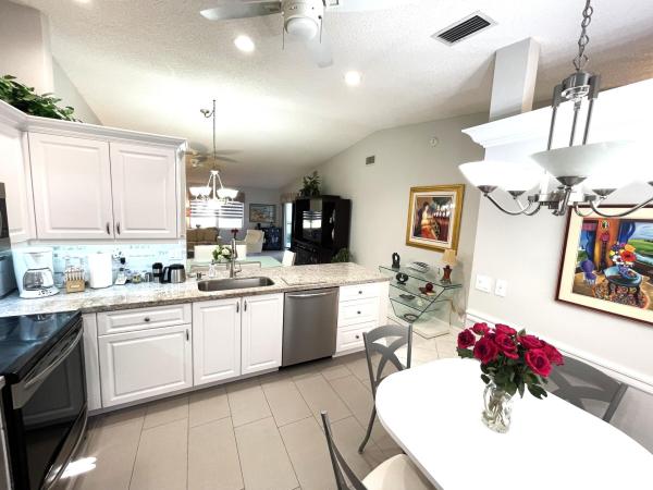 Huntington Pointe, 6071 Millington Way, Delray Beach, Florida 33484, image 3