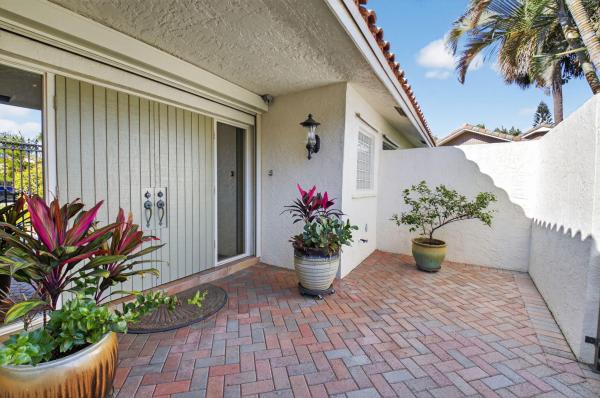 Boca Teeca, 5470 NW 3rd Ter, Boca Raton, Florida 33487, image 1