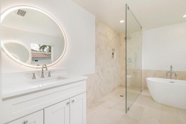 Presidential Estates, 3125 Embassy Dr, West Palm Beach, Florida 33401, image 1