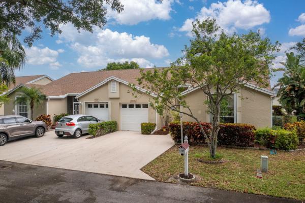 The Manors, 6209 Pond Tree Ct, Greenacres, Florida 33463, image 1