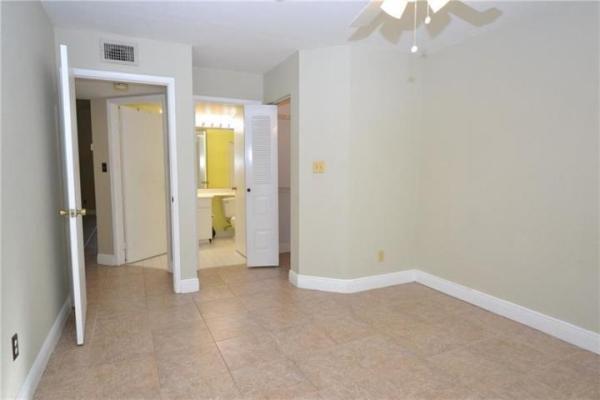910 Coral Club Dr, Coral Springs, Florida 33071, image 1
