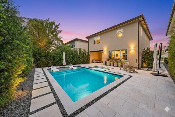 Banyan Court, 4310 Buttonwood Dr, Delray Beach, Florida 33445, image 1