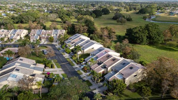 Coventry Green At Wellington, 1989 Canterbury Cir, Wellington, Florida 33414, image 1