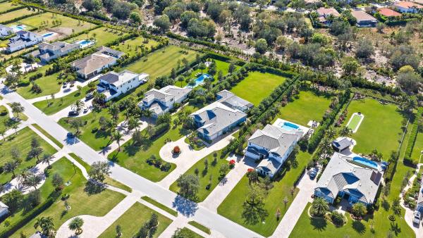 Bridgewater, 20181 SE Bridgewater Dr, Jupiter, Florida 33458, image 2