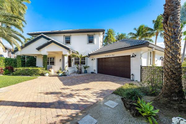Lake Clarke Waterway Estates, 1403 Indian Rd E, Lake Clarke Shores, Florida 33406, image 2