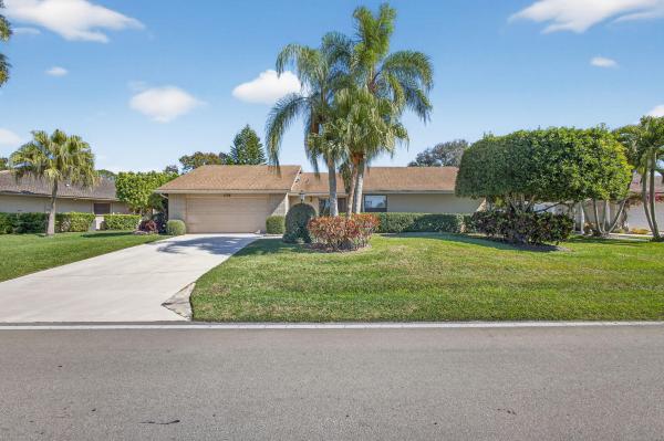 Eastpointe Country Club, 13706 Crosspointe Dr, Palm Beach Gardens, Florida 33418, image 1