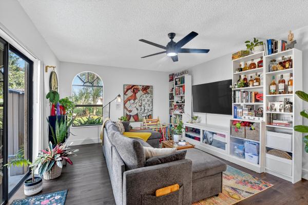 Chateau Wood, 4005 Village Dr #B, Delray Beach, Florida 33445, image 1