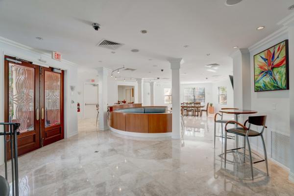 Uno Lago, 600 Uno Lago Dr #205, Juno Beach, Florida 33408, image 2
