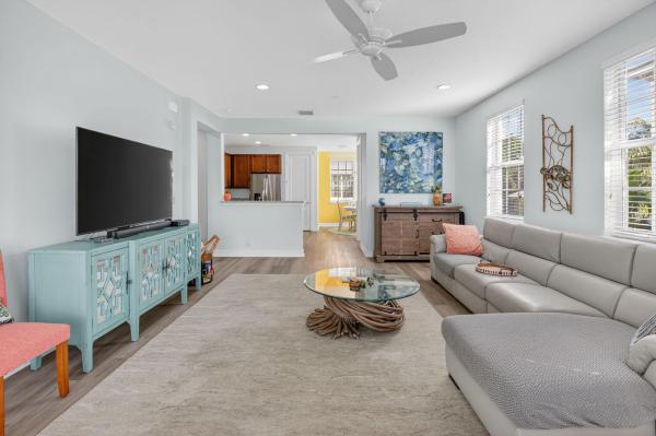 Coda, 119 SW 2nd Ave, Delray Beach, Florida 33444, image 1