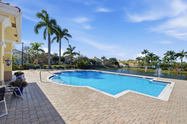 Sierra Bay, 1725 Carvelle Dr, Riviera Beach, Florida 33404, image 1