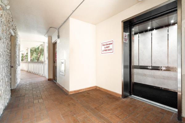 Abaco Village, 1606 Abaco Dr #H2, Coconut Creek, Florida 33066, image 2