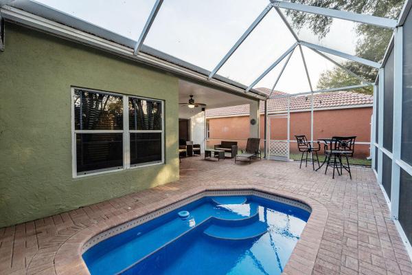 Hacienda At Woodbine, 8063 Via Hacienda, Riviera Beach, Florida 33418, image 1