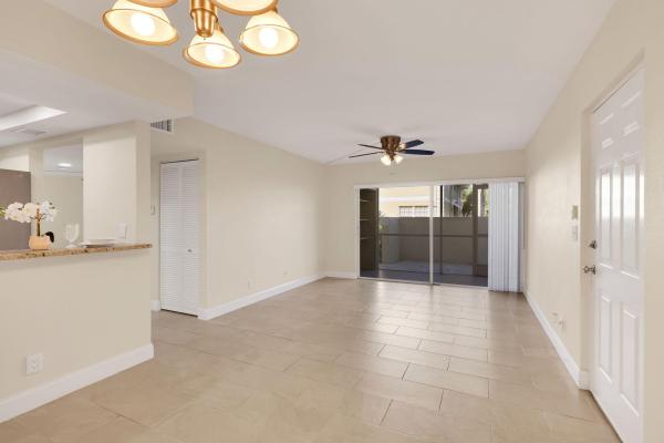 1558 SE Royal Green Cir #101, Port St. Lucie, Florida 34952, image 2