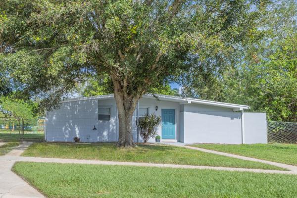 River Park, 161 SE Bonita Ct, Port St. Lucie, Florida 34983, image 1