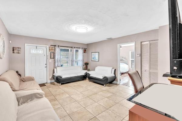 North Andrews Terrace, 490 NE 51st St, Oakland Park, Florida 33334, image 1