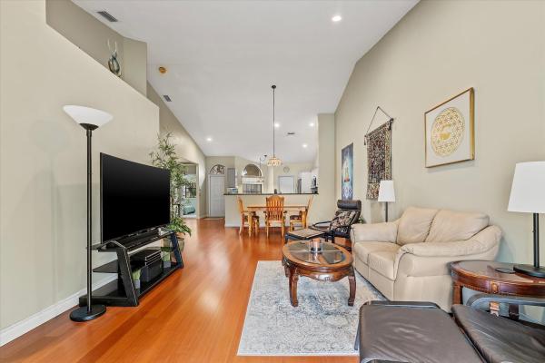 7841 Lexington Club Blvd #B, Delray Beach, Florida 33446, image 2