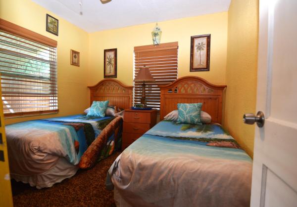 Fort Pierce Residential, 711 Cedar Pl, Fort Pierce, Florida 34950, image 2