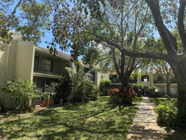 Pines Of Jupiter Tequesta, 150 Pineview Rd #B2, Jupiter, Florida 33469, image 3