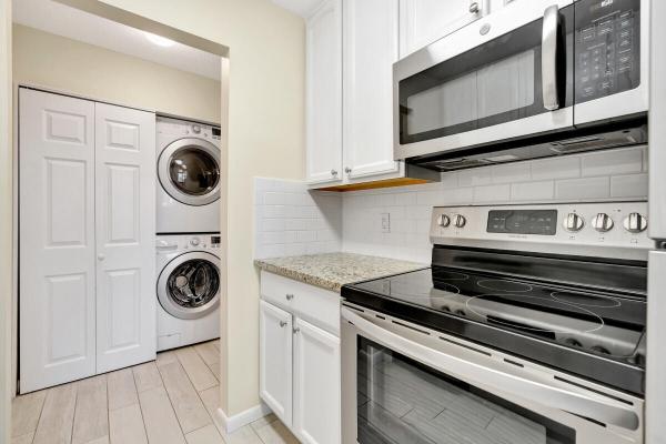 Pines Of Jupiter Tequesta, 150 Pineview Rd #B2, Jupiter, Florida 33469, image 2