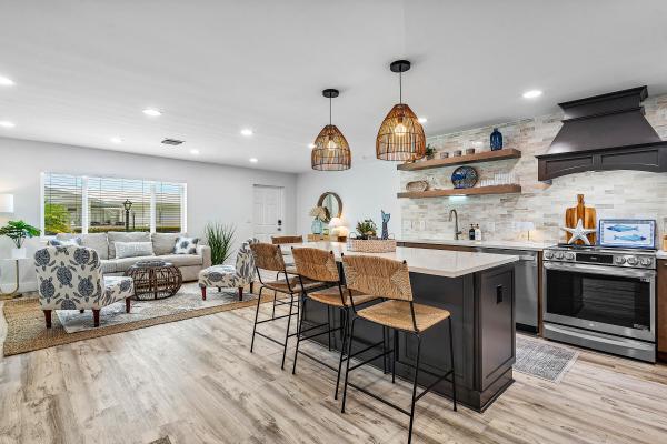 Palm Beach Leisureville, 2015 SW 18th Dr, Boynton Beach, Florida 33426, image 1