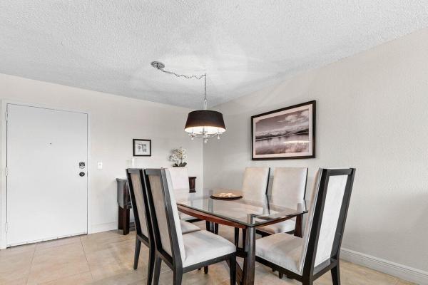 Lakeshore Club, 1830 Embassy Dr #401, West Palm Beach, Florida 33401, image 1