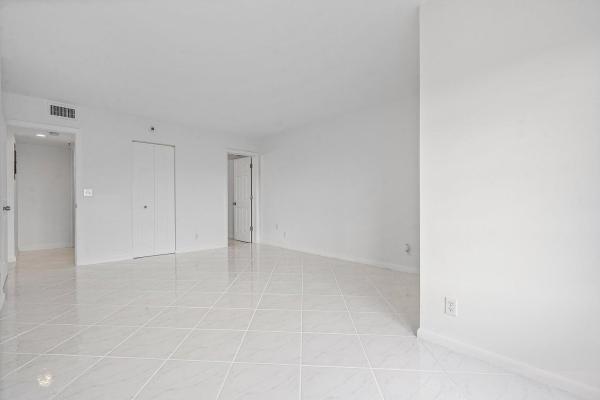 Huntington Lakes 1, 14475 Strathmore Ln #707, Delray Beach, Florida 33446, image 1