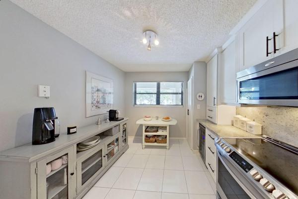 Briarwood At Eastpointe Country Club, 12871 Briarlake Dr #204, Palm Beach Gardens, Florida 33418, image 1