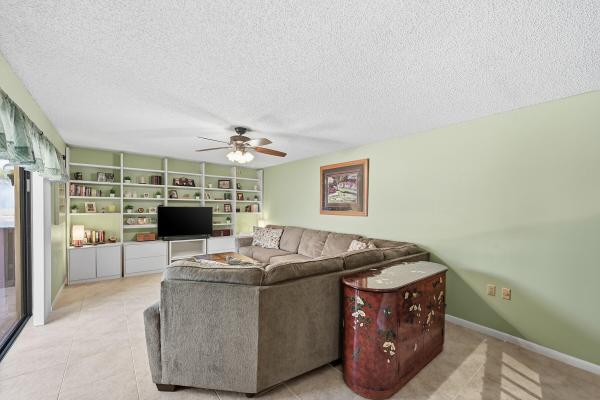 Delray Oaks West, 2913 SW 22nd Cir #36A, Delray Beach, Florida 33445, image 2